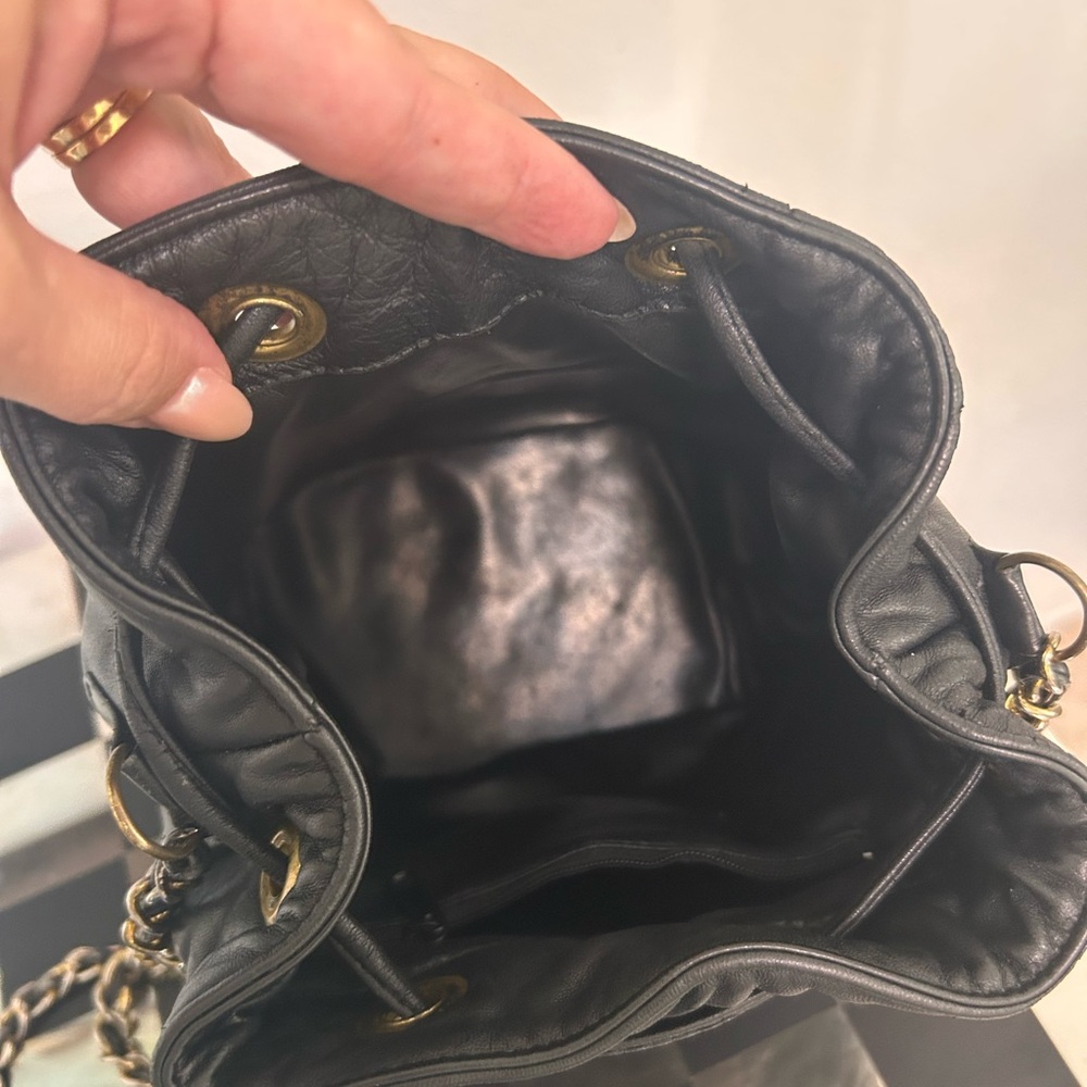 SOLD Chanel Black Leather BUCKET🔥 Bag Needs Leather Strap replacement - Picture 8 of 12